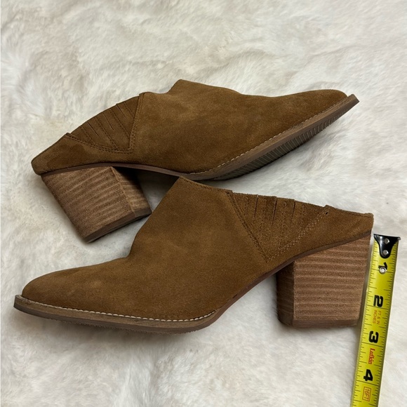 Blondo Slip On Brown Suede Mules Waterproof Block Heel Size 9.5 Classic Boho - Picture 12 of 13